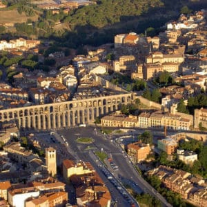 Vista aerea del acueducto de Segovia